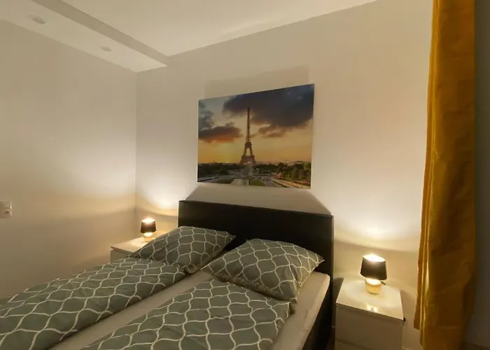 Chez Amis Arena Apartman