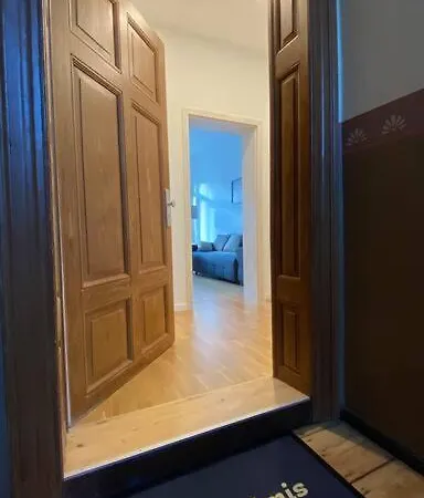 דירה Chez Amis Arena *